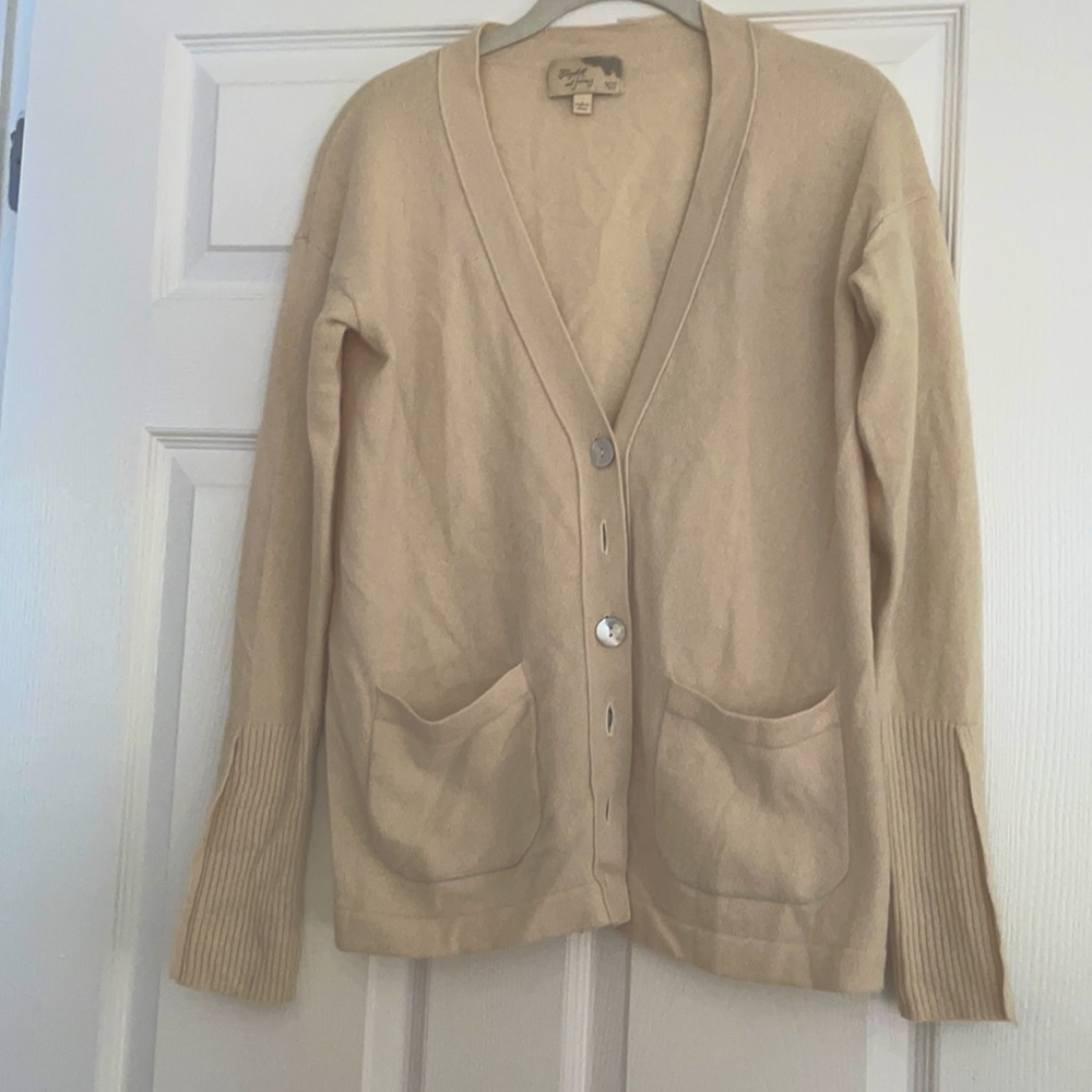 Elizabeth & James sweater XS